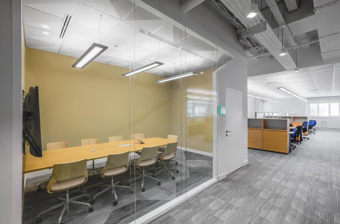 時尚辦公室小型會議室的設(shè)計圖