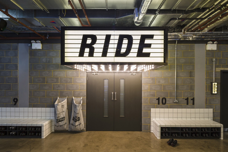 5000平工業風十足的勁爆健身房裝修 效果圖鑒賞